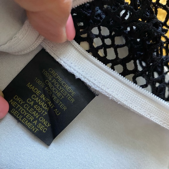 Periphery Sleeveless Top - Picture 5 of 5